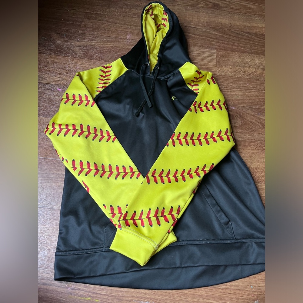 Boombah softball sweatshirt